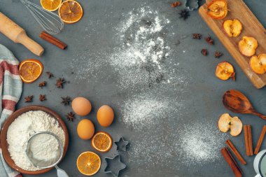 Süslü Noel tatlılarının güzel kompozisyonu