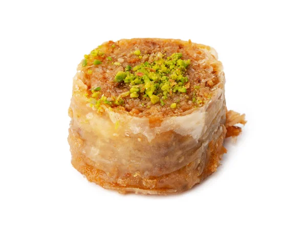 Baklava manis yang lezat terisolasi pada latar belakang putih — Stok Foto