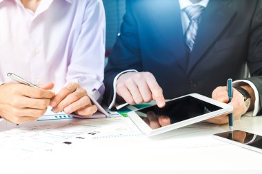 iş adamları elinde