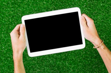 Dijital tablet, defter üzerinde çalışma masası