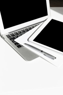 Tablet, not defteri, bilgisayar