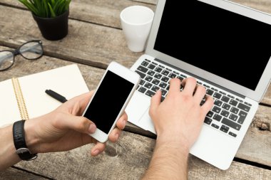 Boş Not Defteri ile dizüstü bilgisayar