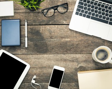 Ofis çalışma masası