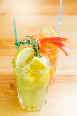 buz ve naneli limonata