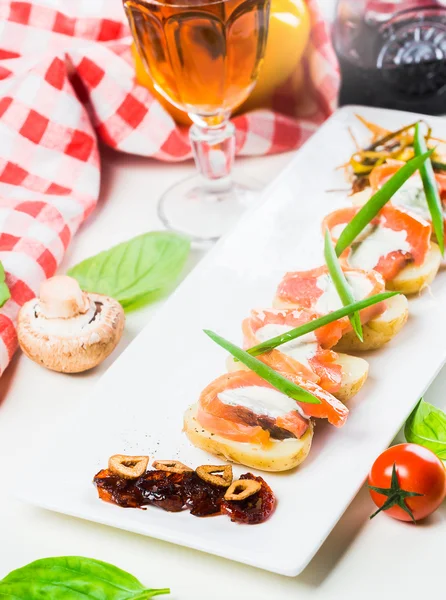 Canape with smoked salmon — Stock Photo, Image