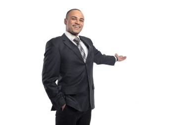 Genç işadamı beyaz arka plan üzerinde izole