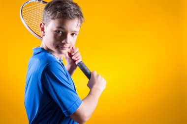 Bir adam tenis oyuncusu