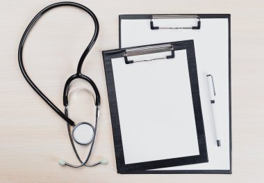 tıbbi Pano ve stetoskop.