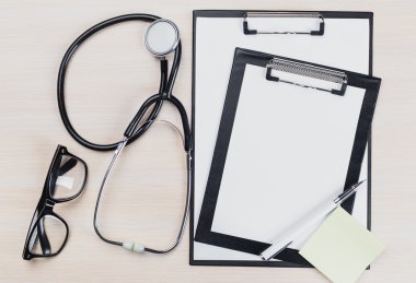 tıbbi Pano ve stetoskop.