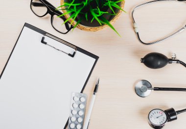 tıbbi Pano ve stetoskop.