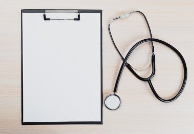 tıbbi Pano ve stetoskop.
