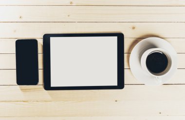 Ahşap masa ofis işyeri