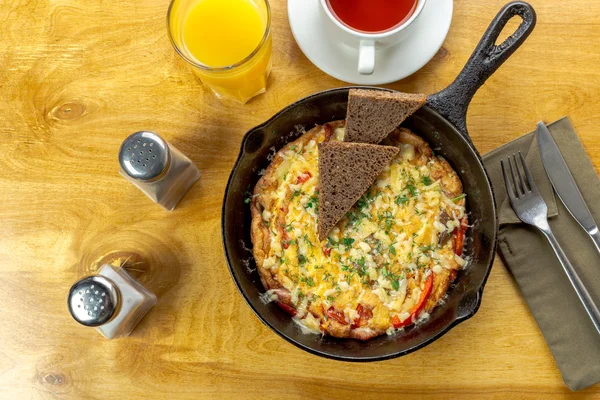 Omelete de ervas com cebolinha — Fotografia de Stock