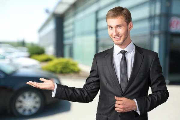 Handsome businessman smiling Royalty Free Stock Photos