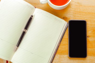 Bir tabloda Üstten Görünüm