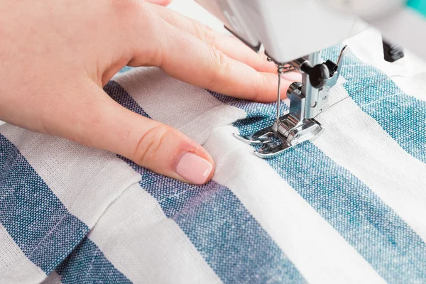 Sewing process in the phase of overstitching — Stock Photo, Image