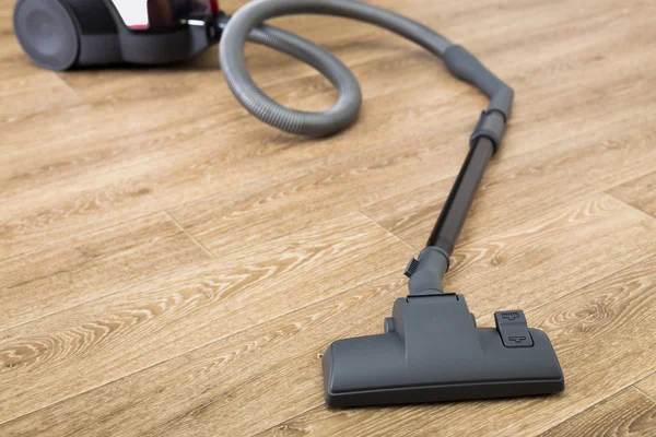 Vacuum cleaner di lantai — Stok Foto