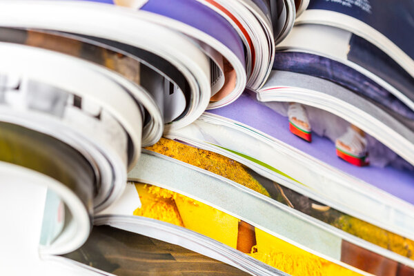 Пачка журналов
.