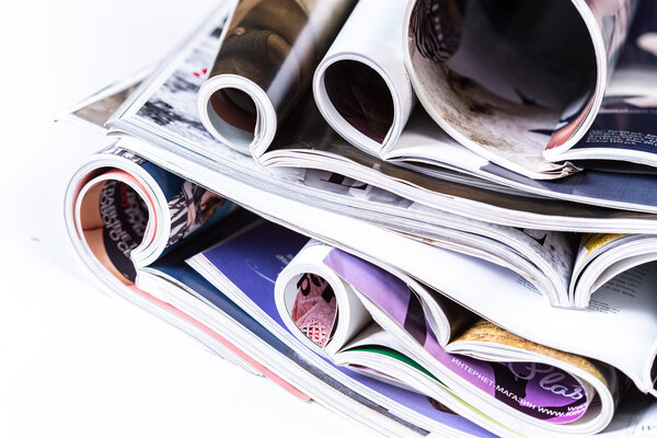 Пачка журналов
.