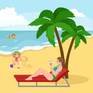 Plajda eğlence. Mutlu çocuklar plaing etrafında su kum