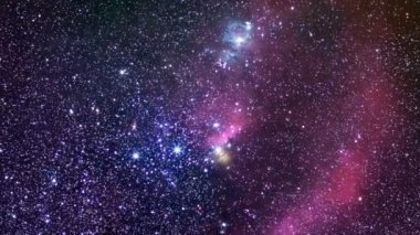 Orion avcı. Gerçek gece gökyüzünde Orion takımyıldızı. 