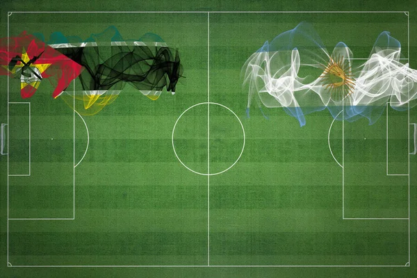 Mozambik Argentyna Mecz Piłki Nożnej Kolory Narodowe Flagi Narodowe Boisko — Zdjęcie stockowe