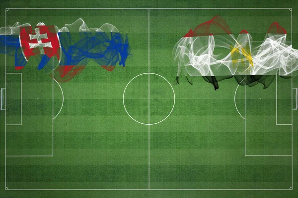 スロバキアVsエジプトサッカーマッチ ナショナルカラー サッカー場 サッカーゲーム 競争の概念 コピースペース — ストック写真