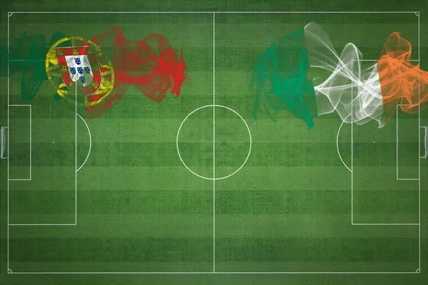 ポルトガルVsアイルランドサッカーマッチ ナショナルカラー サッカー場 サッカーゲーム 競技コンセプト コピースペース — ストック写真