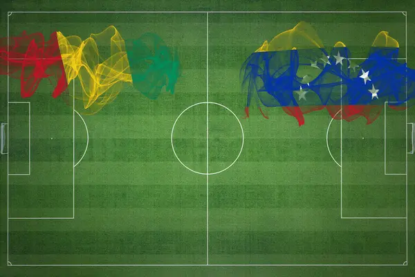 Gwinea Wenezuela Mecz Piłki Nożnej Kolory Narodowe Flagi Narodowe Boisko — Zdjęcie stockowe