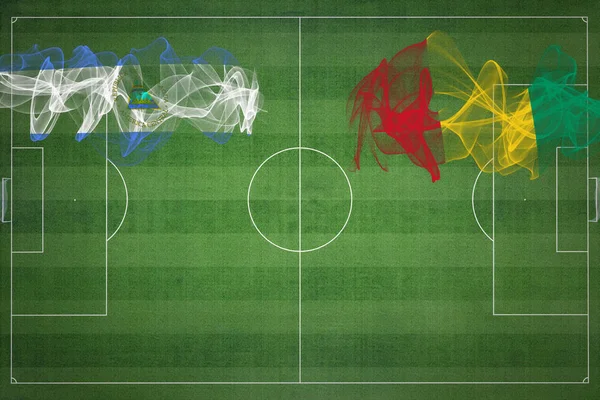 ニカラグアVsギニアサッカーマッチ 国内色 サッカー場 サッカーゲーム 競技コンセプト コピースペース — ストック写真