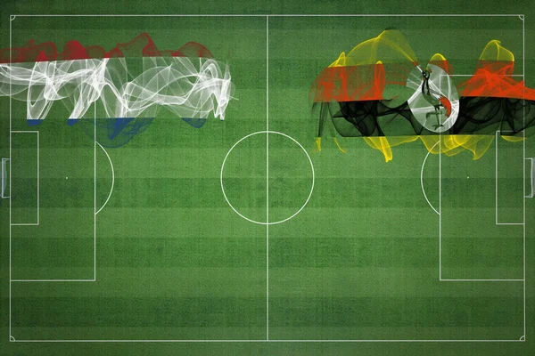 オランダVsウガンダサッカーマッチ 国の色 サッカー場 サッカーゲーム 競技コンセプト コピースペース — ストック写真