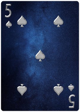 Maça beşlisi iskambil oynuyor, alan arkaplanı, altın gümüş semboller, kırpma yolu ile.