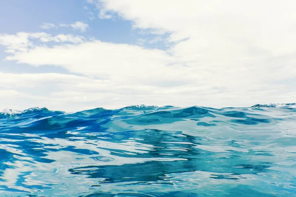 Meereswelle Aus Nächster Nähe Niedriger Winkel Blick Wasser Hintergrund — Stockfoto