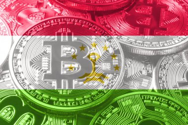 Tacikistan bitcoin bayrağı, ulusal bayrak kripto para kavramı siyah arkaplan