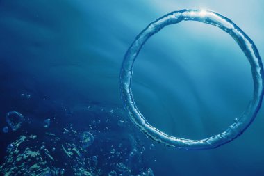 Su Altında Kabarcık Halkası, Kabarcık Halkası.