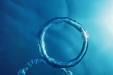 Su Altında Kabarcık Halkası, Kabarcık Halkası.