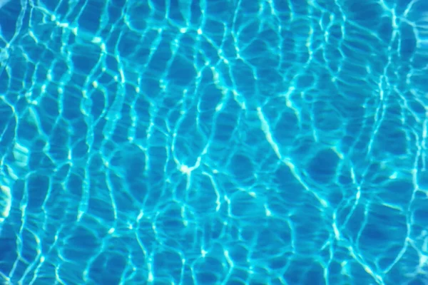 Μπλε Κυματισμός Φόντο Του Νερού Πισίνα Νερό Αντανάκλαση Του Ήλιου — Φωτογραφία Αρχείου