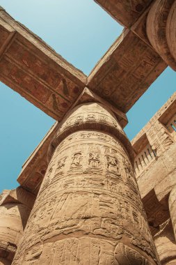 Deir el-Bahari ya da Dayr al-Bahri, Mısır 'ın başkenti Luxor' un batı kıyısında yer alan bir morg tapınağı ve mezar kompleksi.