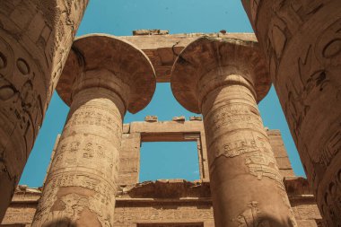 Deir el-Bahari ya da Dayr al-Bahri, Mısır 'ın başkenti Luxor' un batı kıyısında yer alan bir morg tapınağı ve mezar kompleksi.