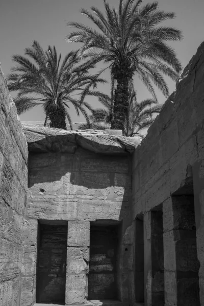 Deir Bahari Dayr Bahri Είναι Ένα Συγκρότημα Ταφικών Ναών Και — Φωτογραφία Αρχείου