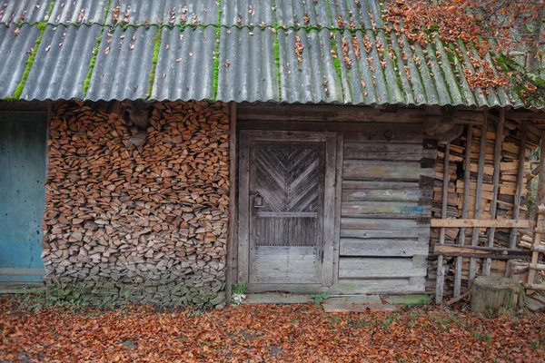 Pila Madera Seca Cabaña Aldea Ucraniana — Foto de Stock