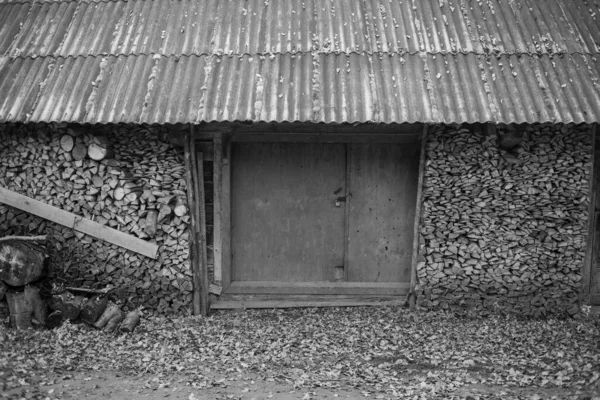 Suché Dřevo Komín Chatě Ukrajinská Vesnice — Stock fotografie