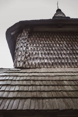 Zakarpattia, Ukrayna 'daki eski ahşap kilise.