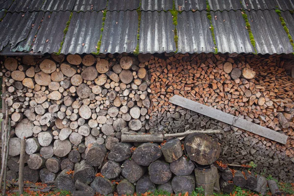 Suché Dřevo Komín Chatě Ukrajinská Vesnice — Stock fotografie