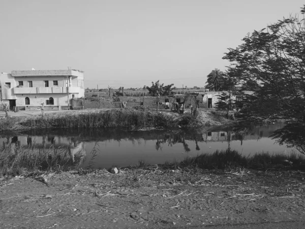 Mała Rzeka Miejscowości Egipcie — Zdjęcie stockowe