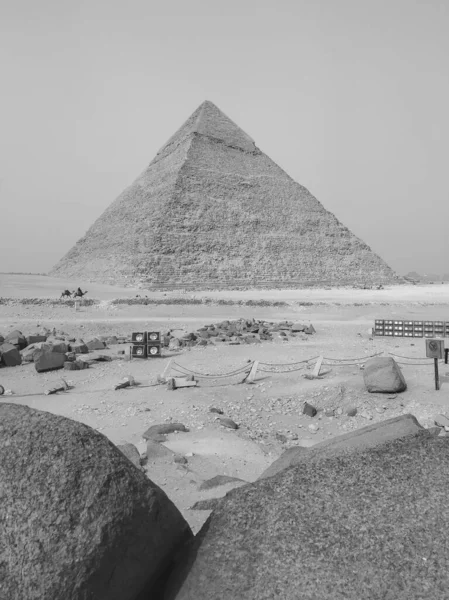 기자피라 Giza Pyramid Complex 네크로 폴리스 Giza Necropolis 이집트의 카이로에 — 스톡 사진