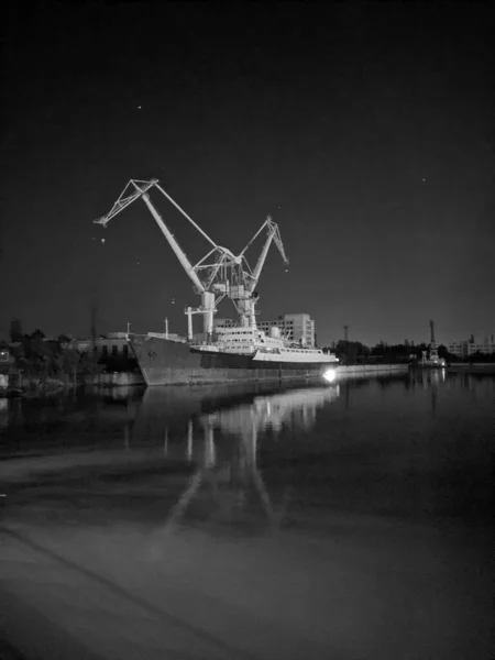 Imagen Una Grúa Grande Industrial — Foto de Stock