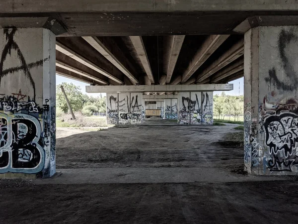 Unter Der Brücke Nikolajew — Stockfoto