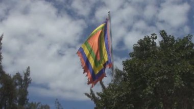 bir boş rüzgarda çırpınan bayrak kullanılan renkler.