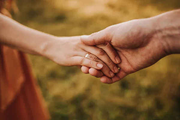 Husband Holds His Wife Hand Wedding Rings Nature — Stock Photo, Image